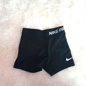 Nike spandex sport/workout shorts